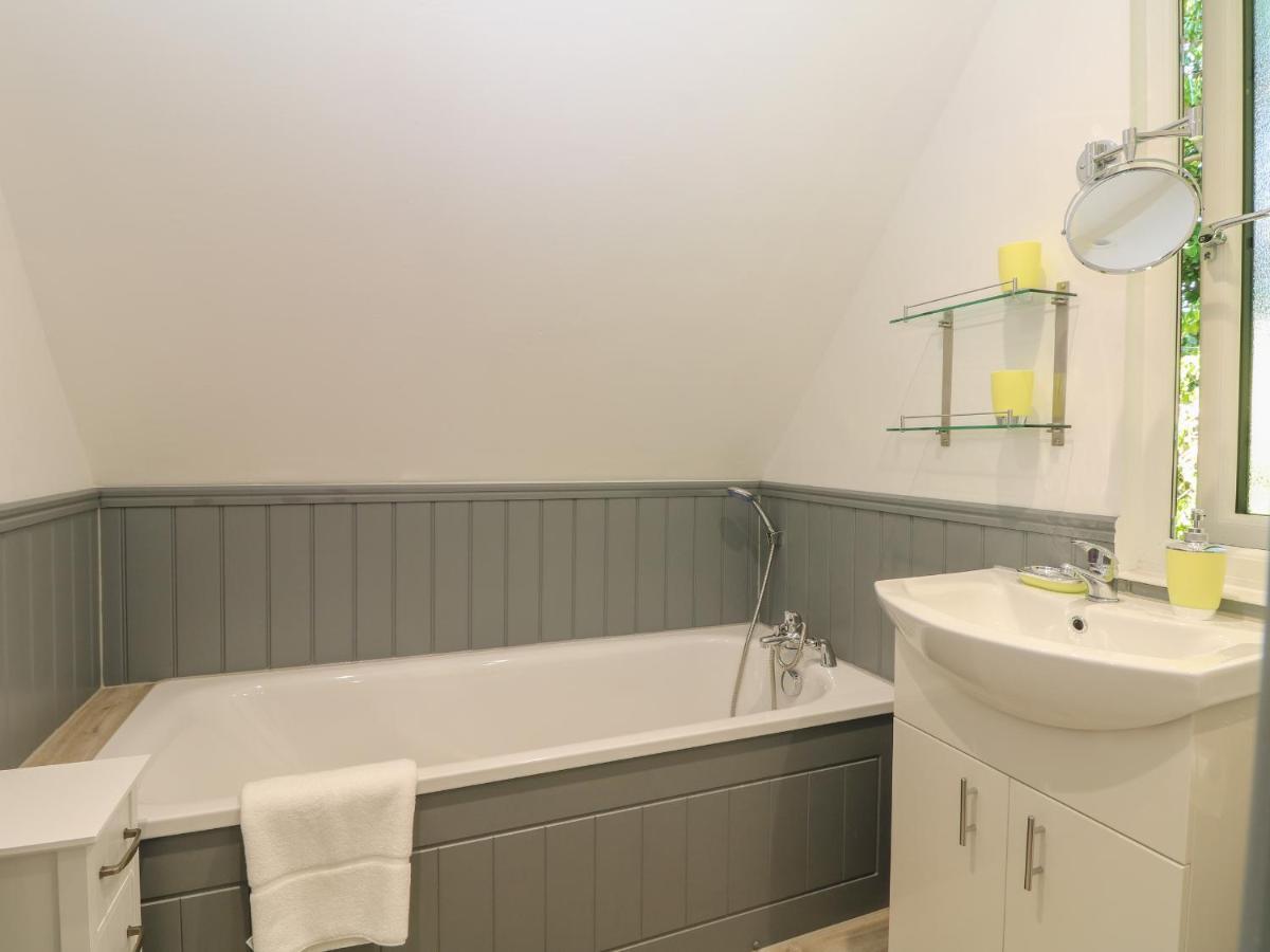 32 Trevithick * Hayle